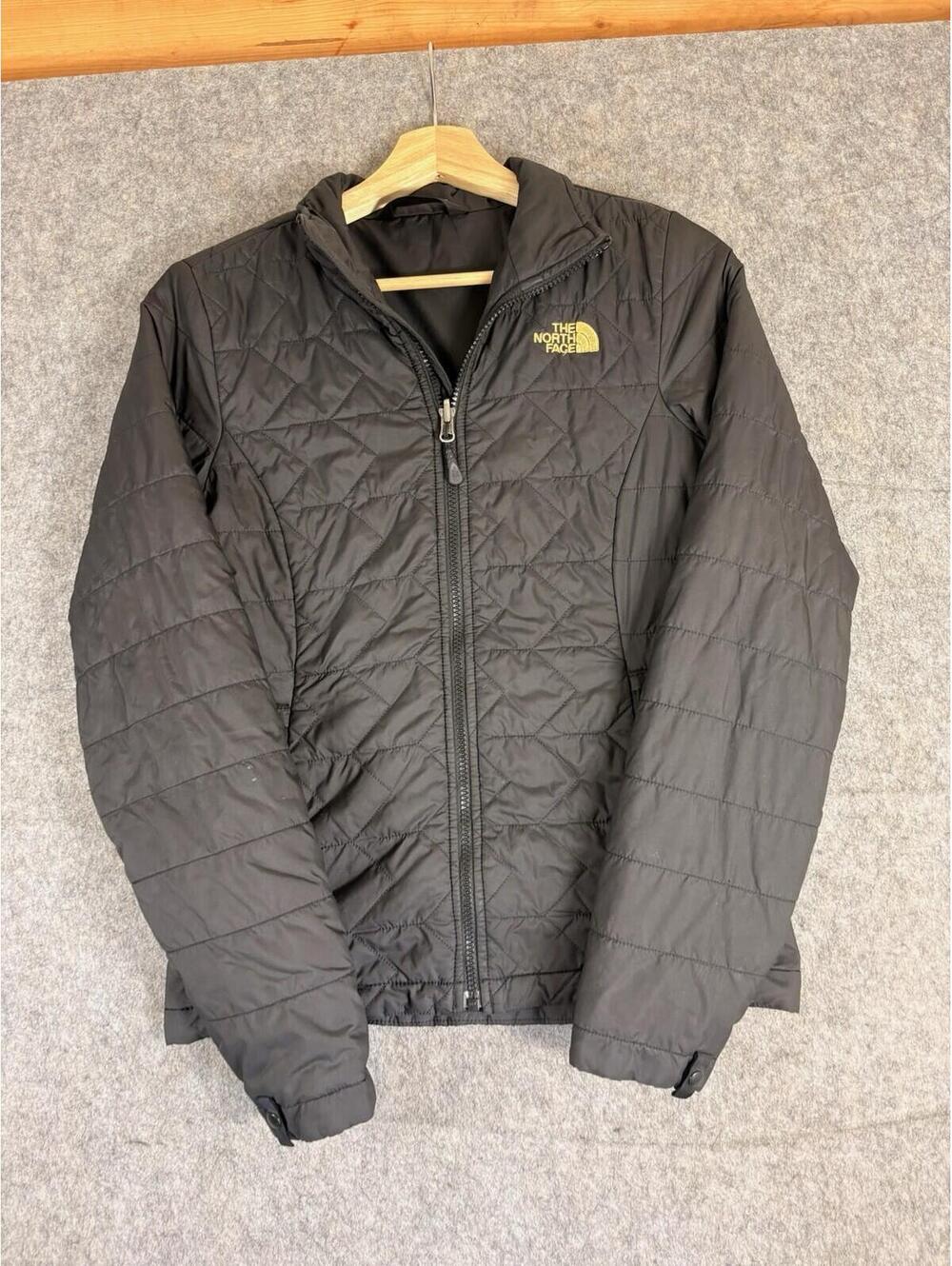 The North Face Womens quilted Light Jacket Black Zip Pocket Size XS